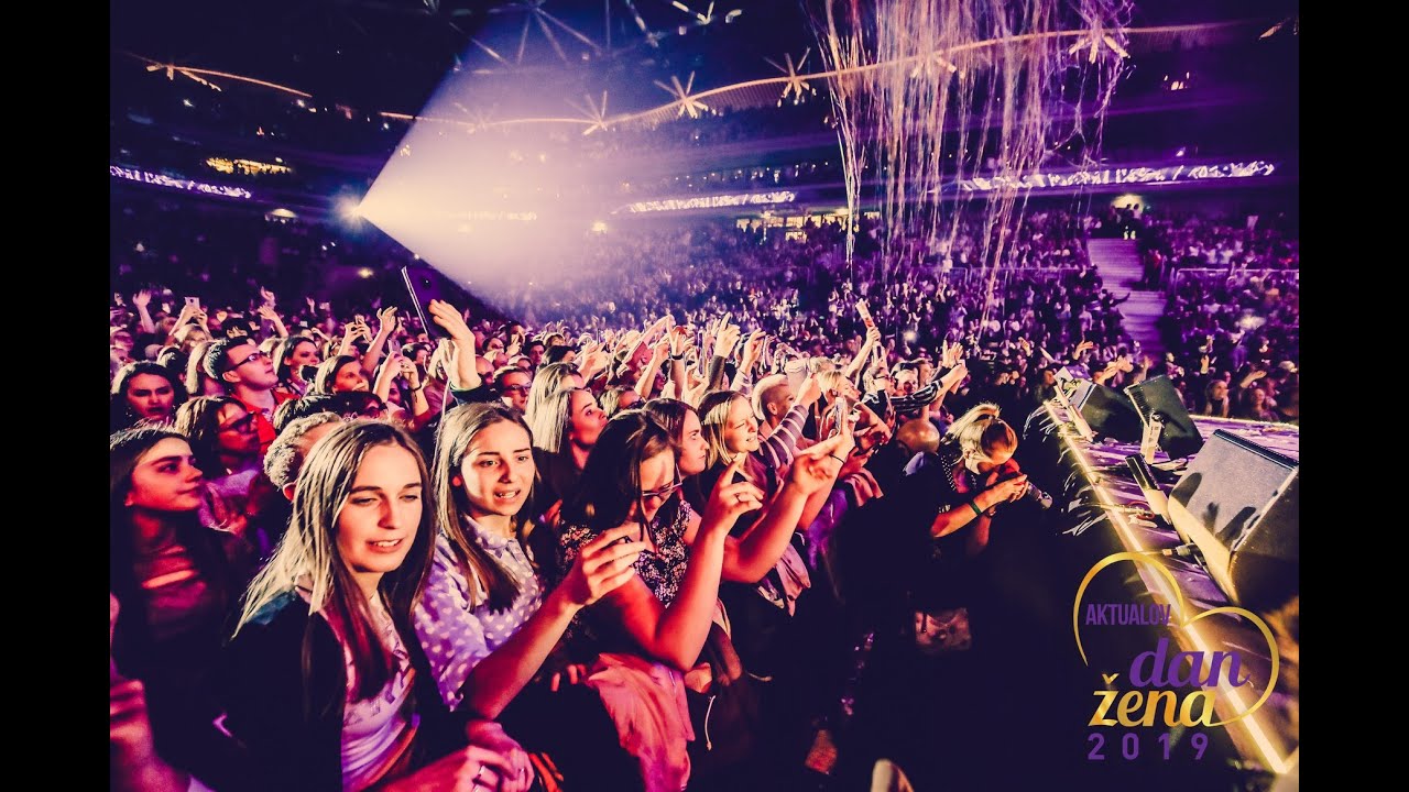 Nina Pušlar - Lepa si (v živo - Stožice)