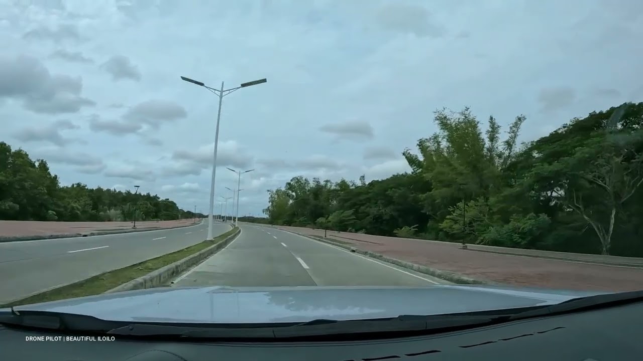 WHOLE STRETCH OF THE ILOILO SUNSET BOULEVARD FROM THE GROUND | BEAUTIFUL ILOILO