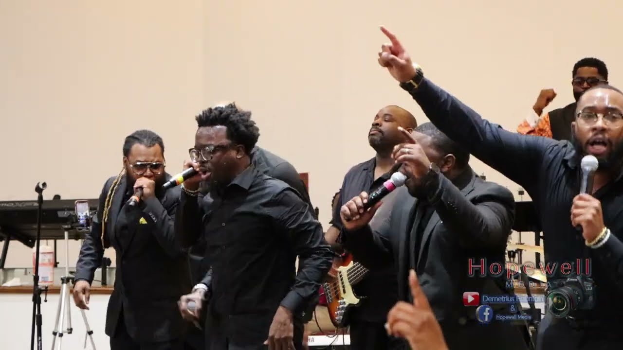 The Victory Travelers - God is Keeping Me (7/24/2022) __in Louisville MS