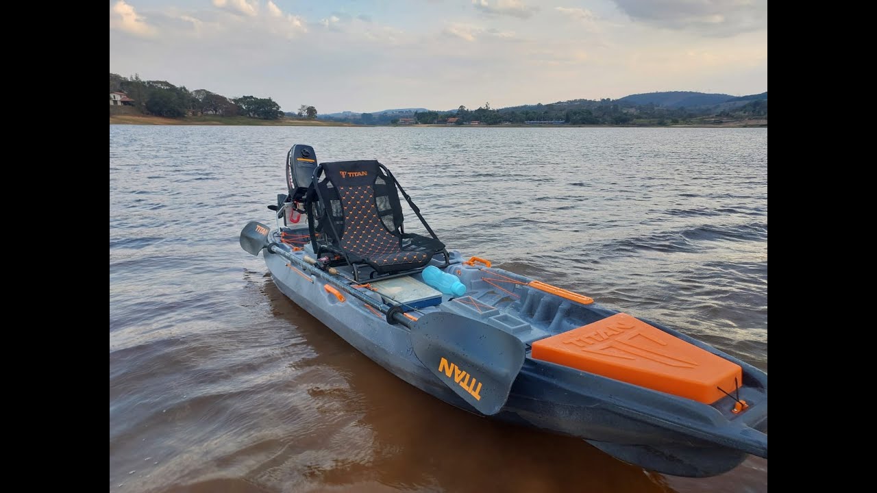 CAIAQUE ARES COM MOTOR TOYAMA 2.6 HP