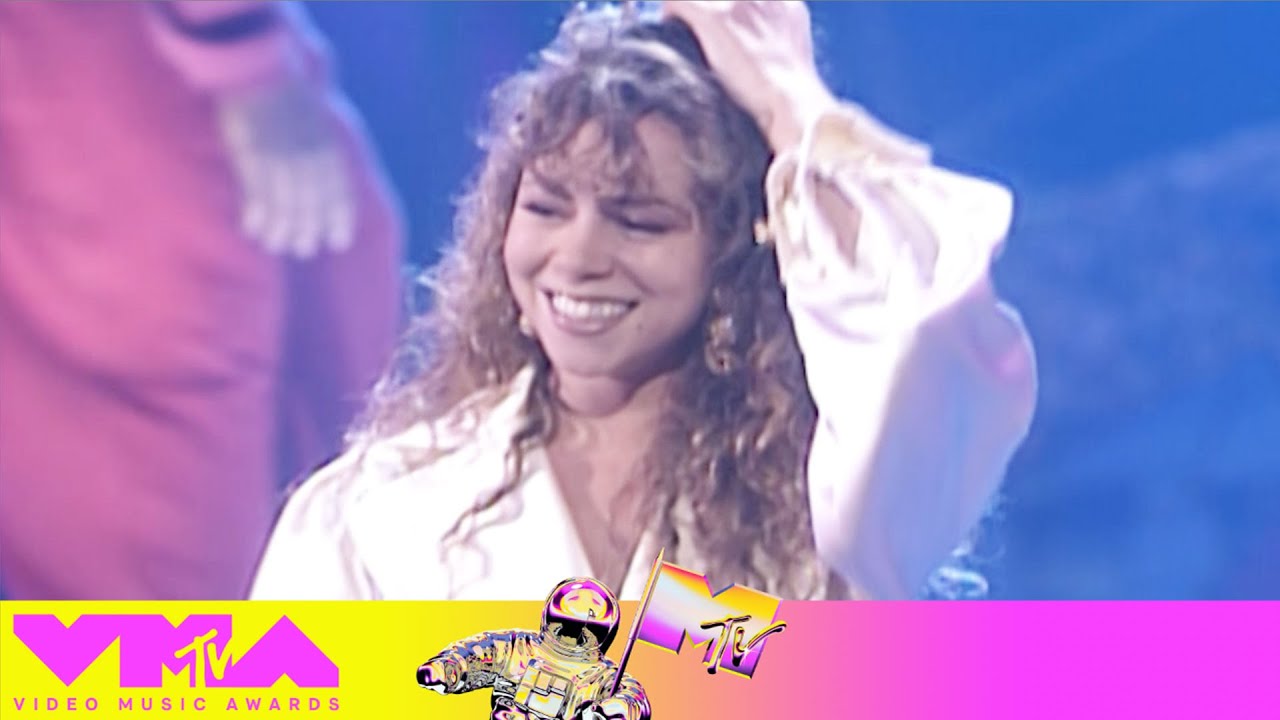 Mariah Carey Performs 