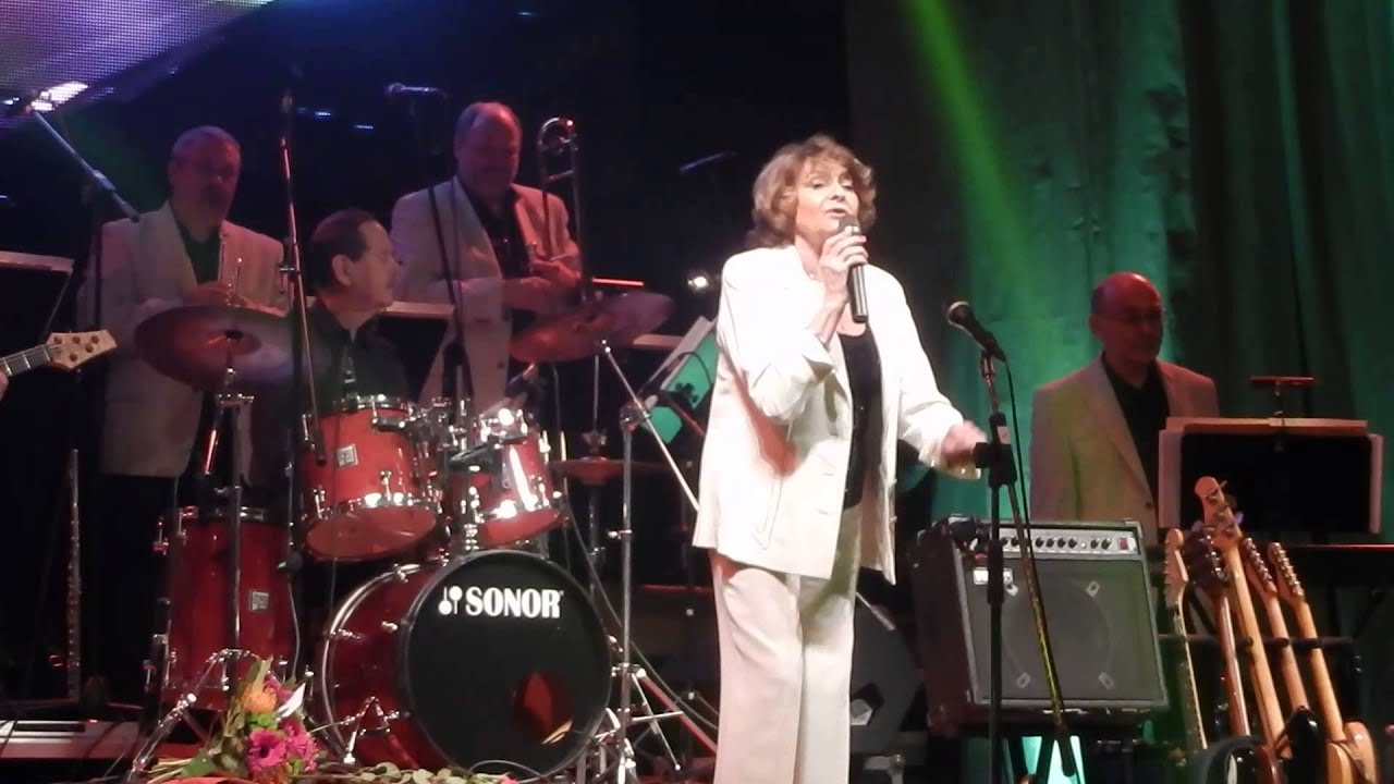 Yvetta Simonová - Je po dešti - Evergreentour 2015