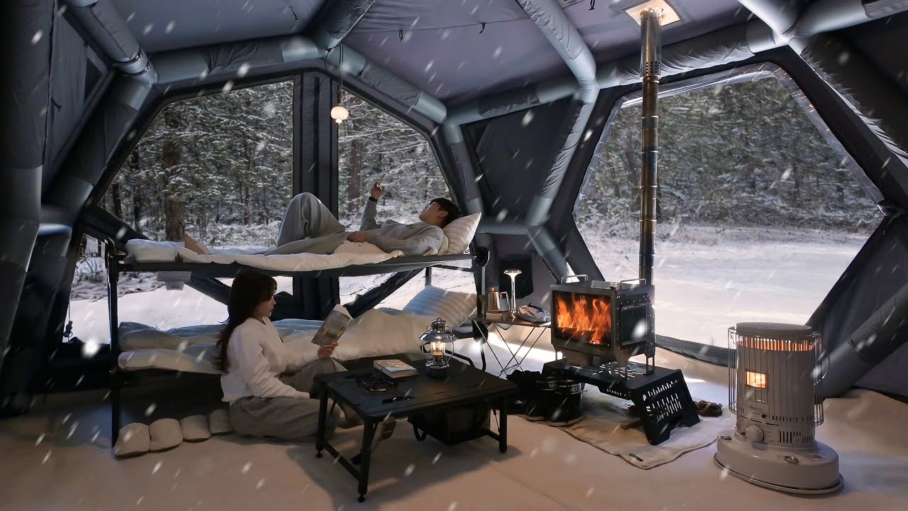 아무도 없는 눈 오는 숲 속, 2층 침대가 있는 아늑한 에어텐트로 단둘이 보낸 하룻밤❄️설중캠핑