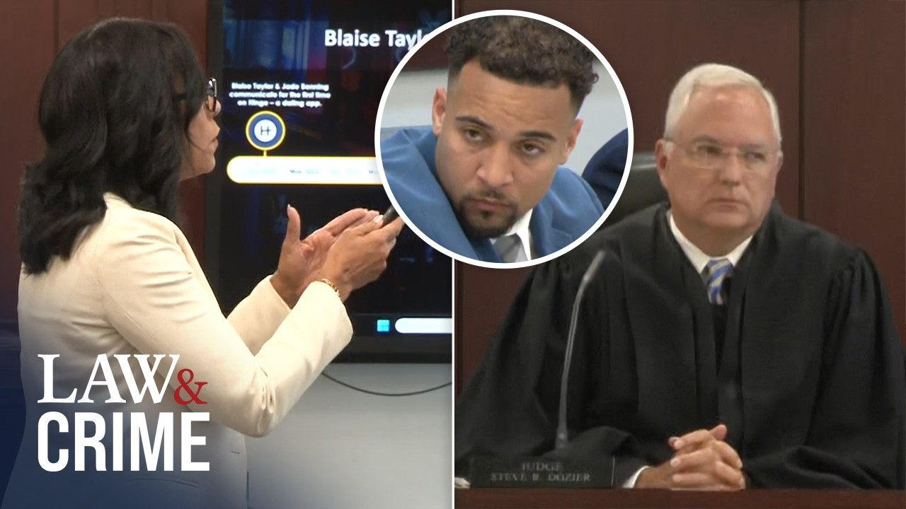 Courtroom Erupts Over Text Messages in Ex-Football Player&rsquo;s Murder Trial