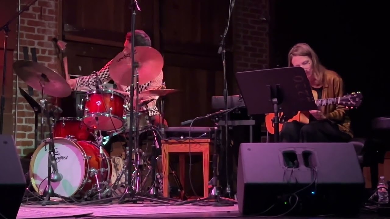 Mary Halvorson & Tomas Fujiwara Duo - 