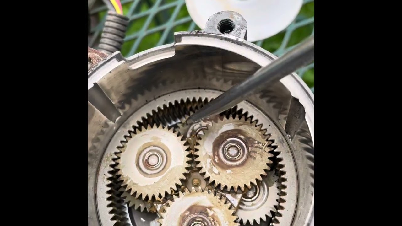 STEPPER MOTOR of TRANSFER CASE FOR PORSCHE CAYENNE 4.5 V8 REPAIRS