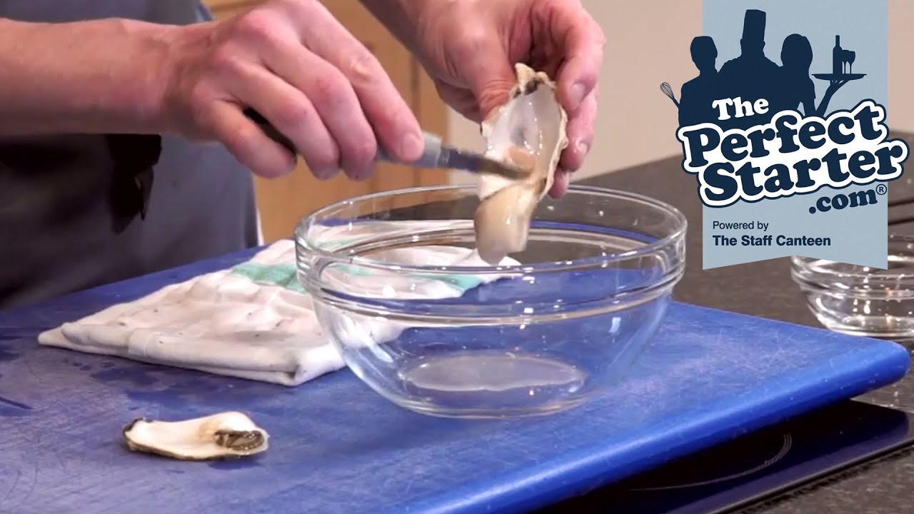 How to open an oyster