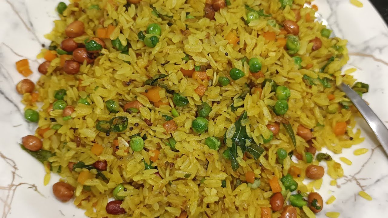 ताजे हरे मटर और पोहे से बनाएं सिर्फ 5 मिनट में गरमागरम टेस्टी नाश्ता | Poha Matar Breakfast 