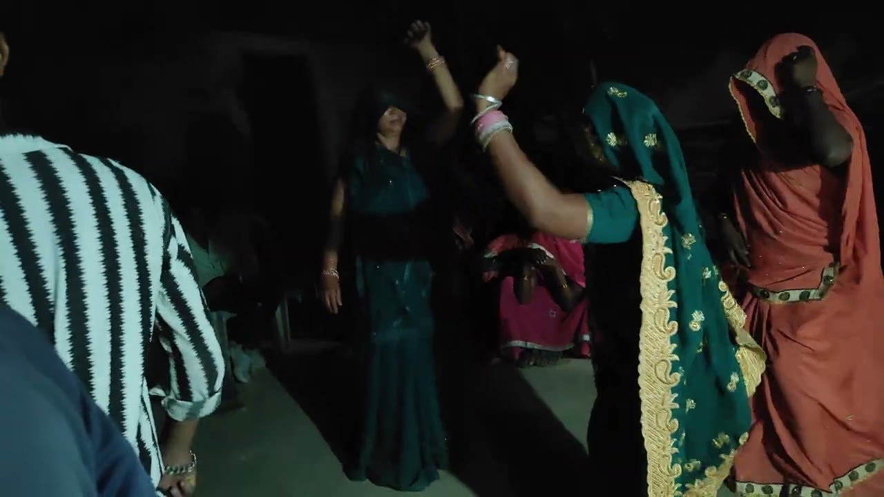 बघेली नाच देखिए चैनल सबस्क्राइब करें बहुत शानदार देखिए ऐसे ही प्यार बनाए रखे 
