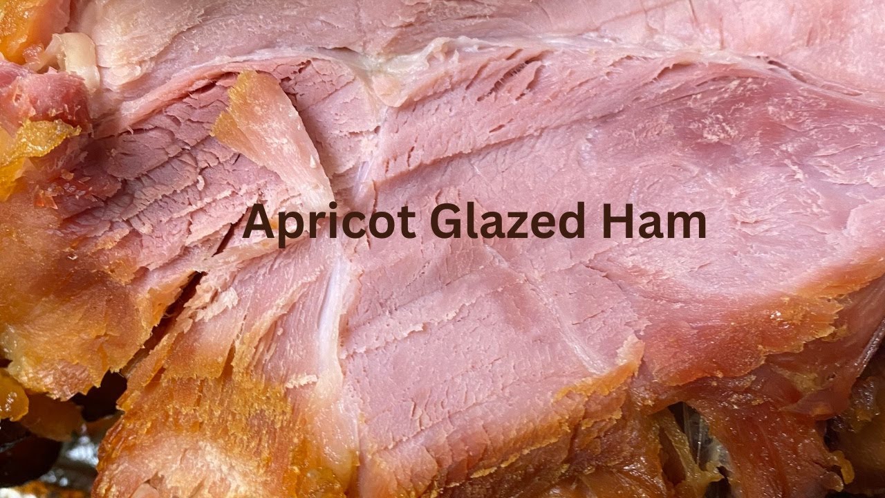 Apricot Glazed Ham | Holiday Ham | Apricot Butter Glaze #casouthernbelle