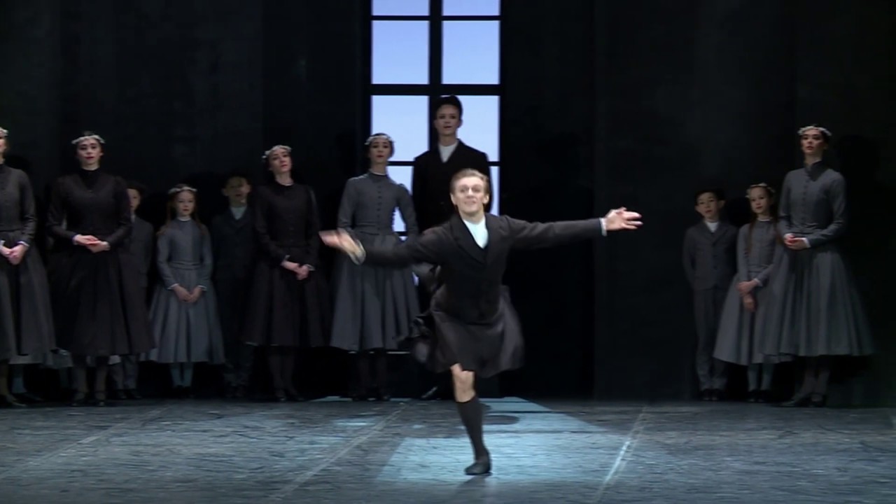 La Sylphide I Act - James solo - Male solo - Marcin Kupinski