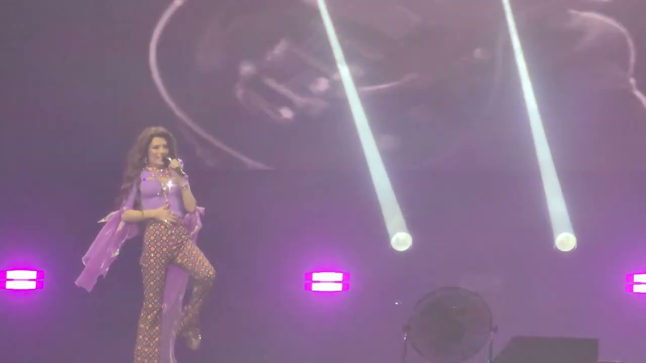 Shania Twain Abudhabi 2023- Man! I feel like a woman-Formula 1 after race concert