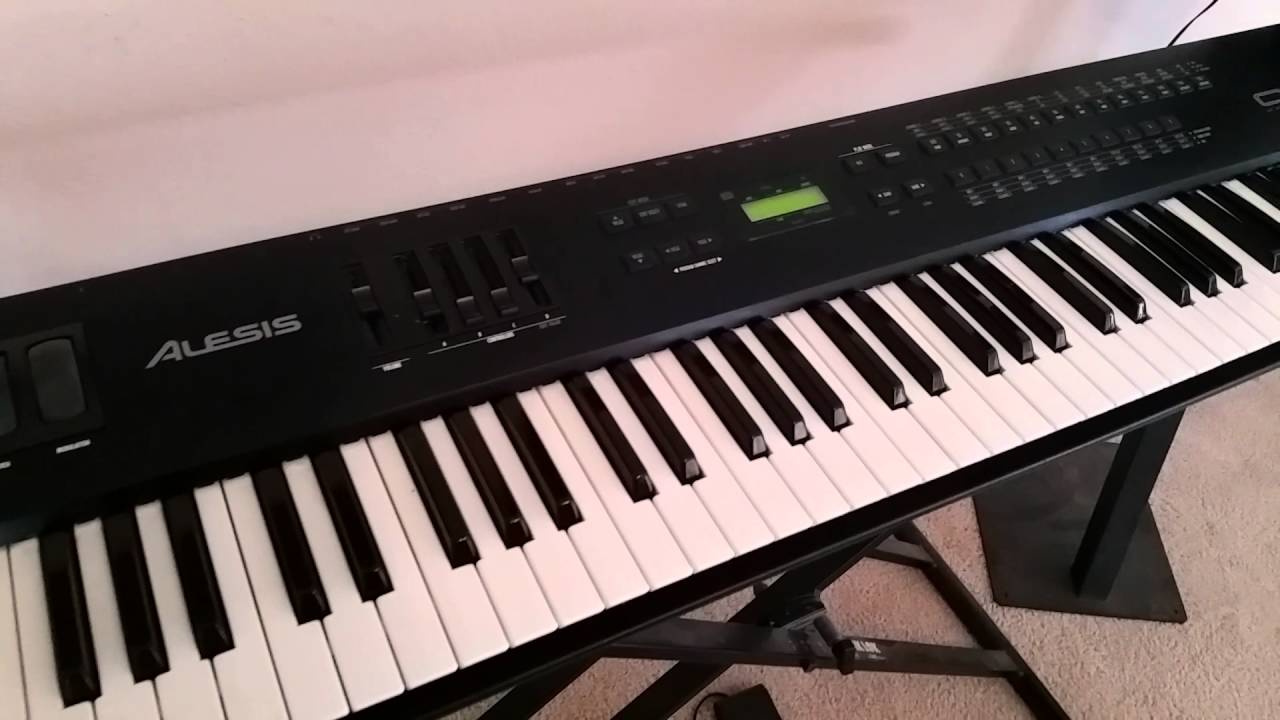 Alesis QS7