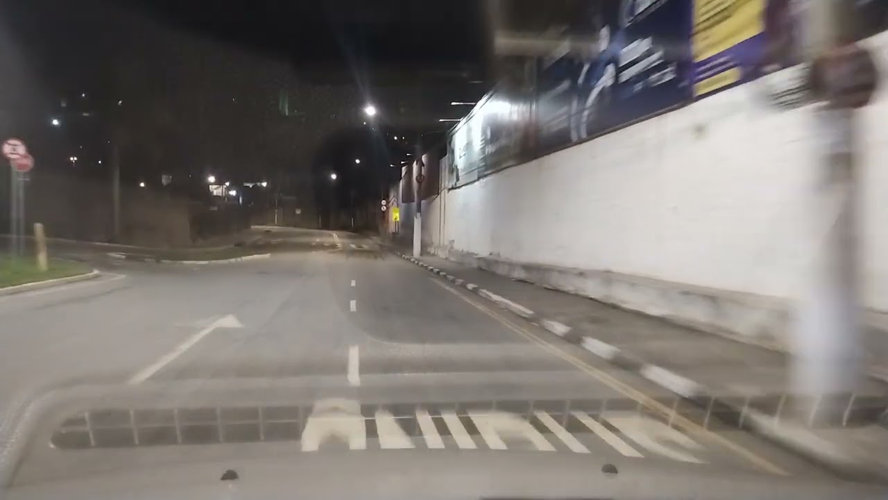 Dirigindo pela zona sul de São Paulo