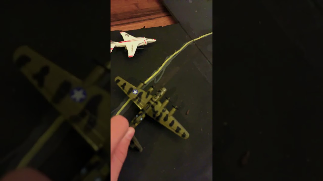 ￼ They&rsquo;re cooked #aviation #edit #modelplanes #modelairport #daron #b17 #b2bomber #fighterjet #ups