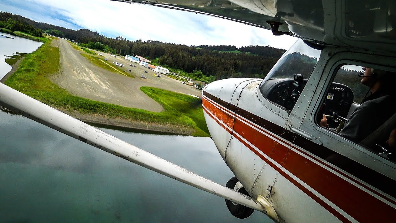 1,800ft Gravel Runway Landing - Exploring Seldovia | Alaska: Part 5
