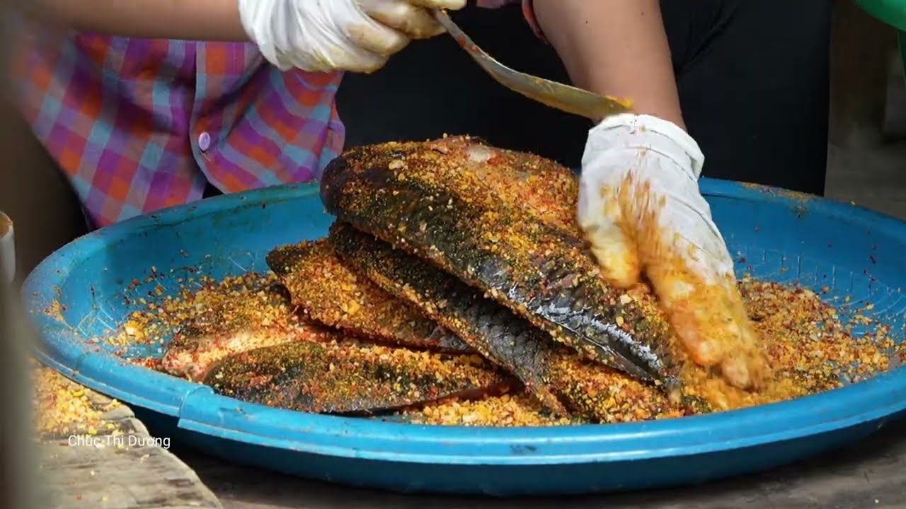 Seasoning Fish and Making Smoked Fish at Home with My Daughter and Son – Selling at the Market