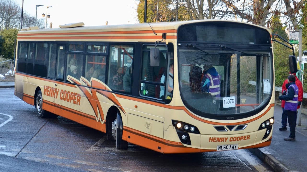 Front View: Green Mountain Travel NL60AAY Volvo B7RLE/Wright Eclipse Urban 2