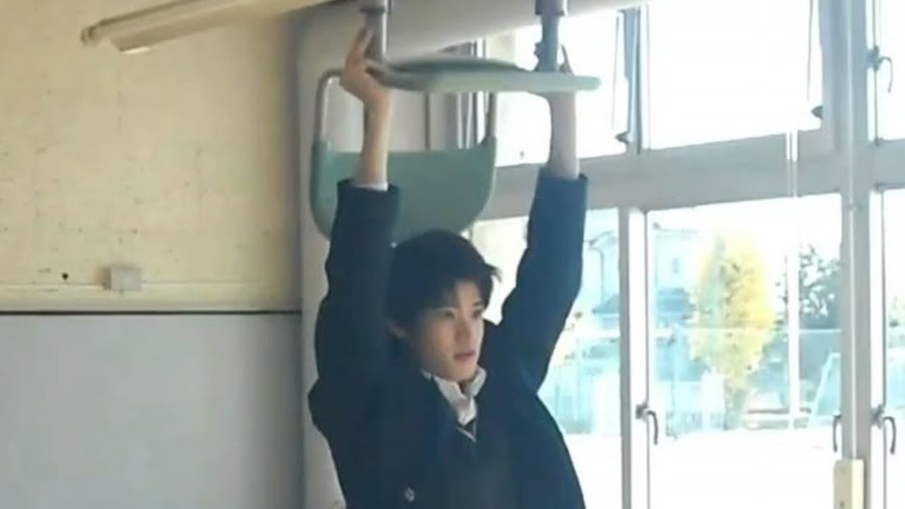 𝙋𝙡𝙖𝙮𝙡𝙞𝙨𝙩 기억해 복도에서 떠들다 나만 혼났던 우리 둘