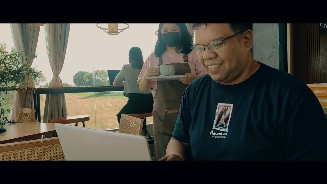 Mobile Phone Videography: He Brews She Bakes Cafe and Bakery Promotional Video