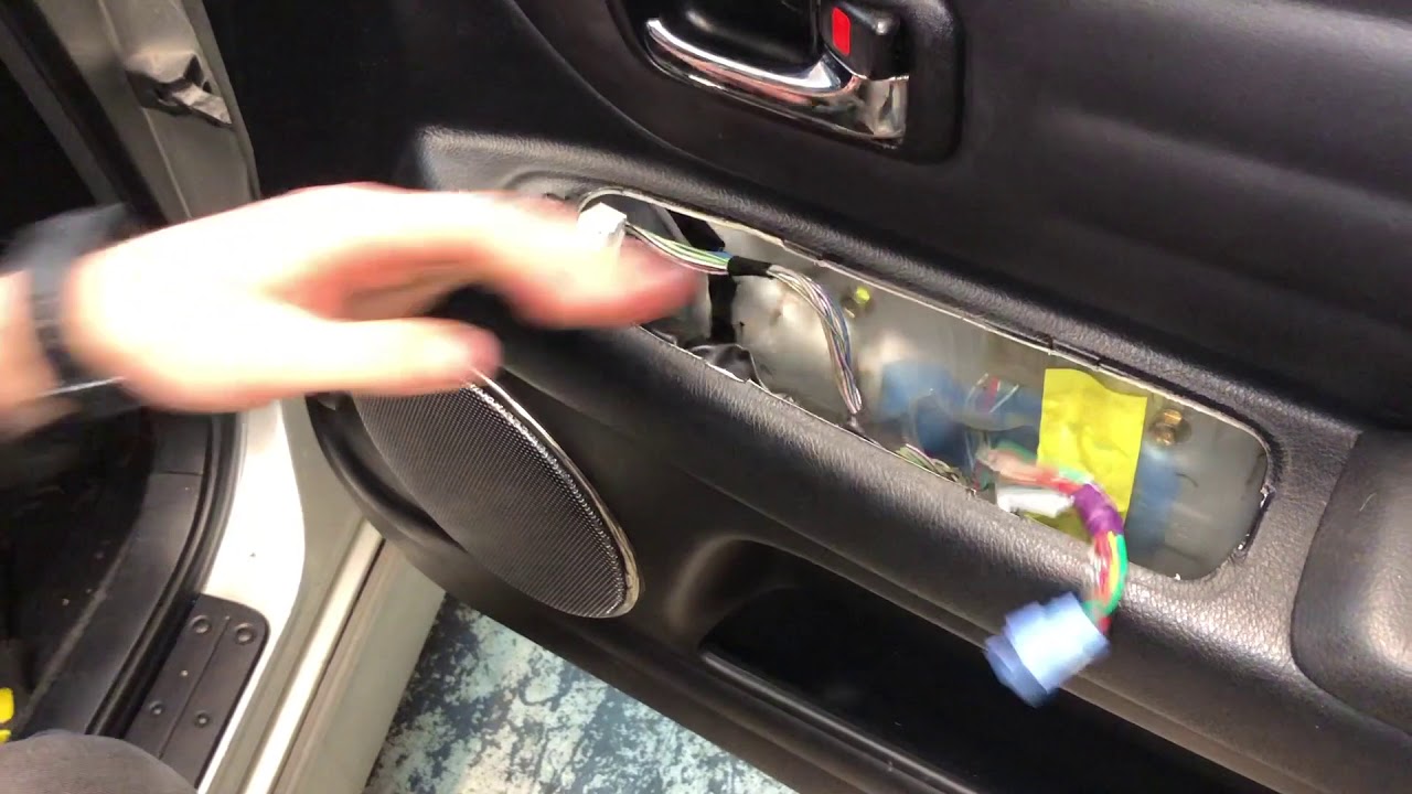 How to remove Lexus IS200 Door Card Removal Front Doors