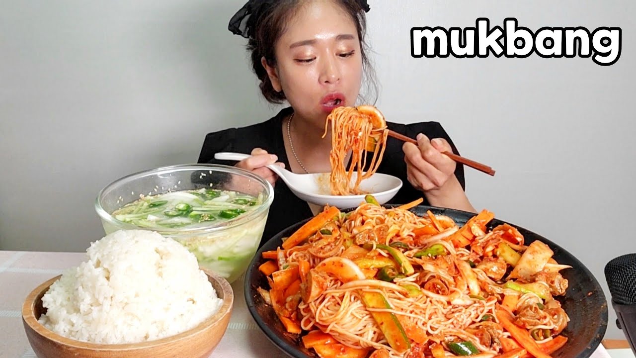 🌶 매운고춧가루 팍팍넣은 골뱅이무침에 소면 밥까지 먹방(+새콤달콤 오이냉국)Spicy Sea Snails Salad noodles&rice Mukbang eating show