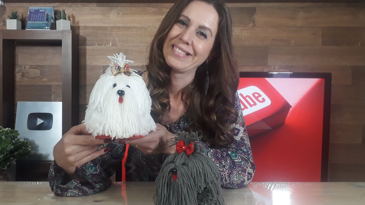 Cachorrinho feito de lã e lata