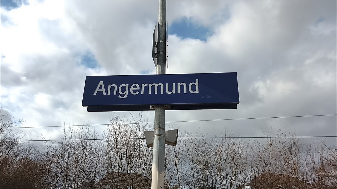 Der S-Bahnhaltepunkt Angermund (Düsseldorf) — The S Bahn Stop Angermund (Düsseldorf)