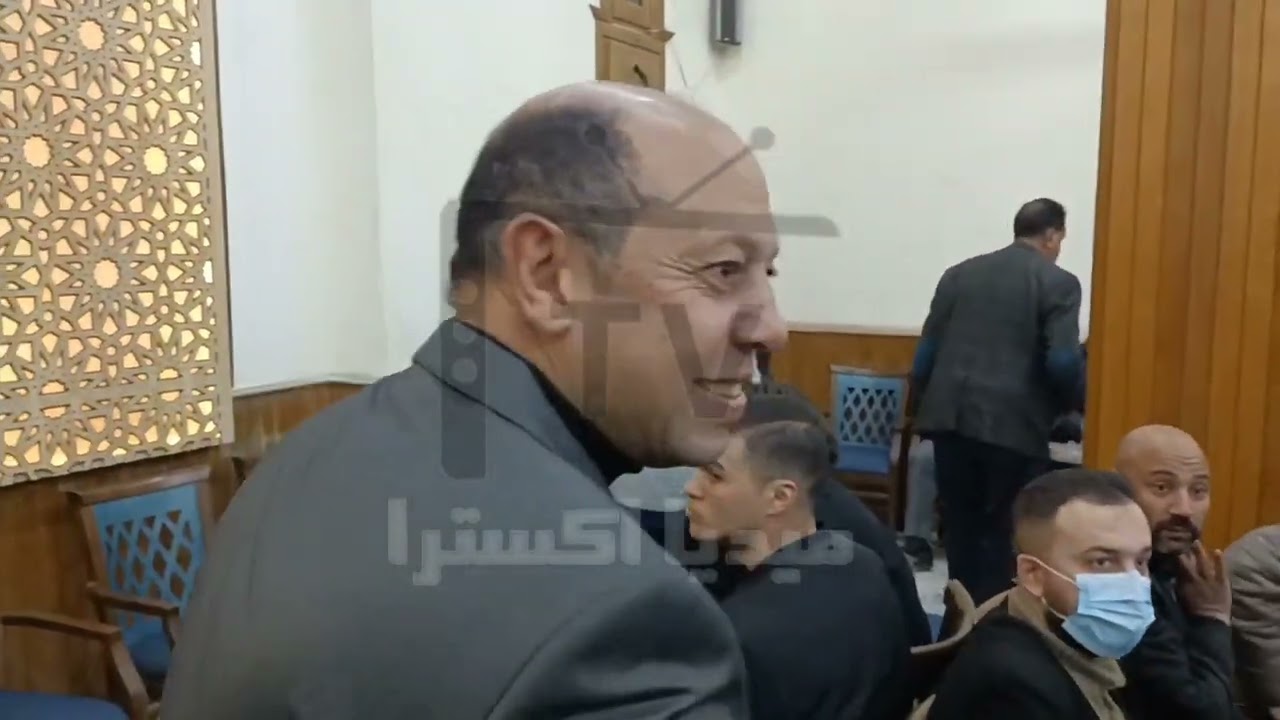 أحضان بين لؤى دعبس واللواء أحمد سليمان وأحمد مرتضى منصور فى عزاء شقيق الإعلامى خالد لطيف