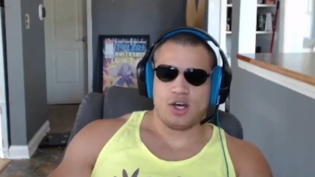 Tyler1 Explains How His Mods Are Compensated | Twitch Clips