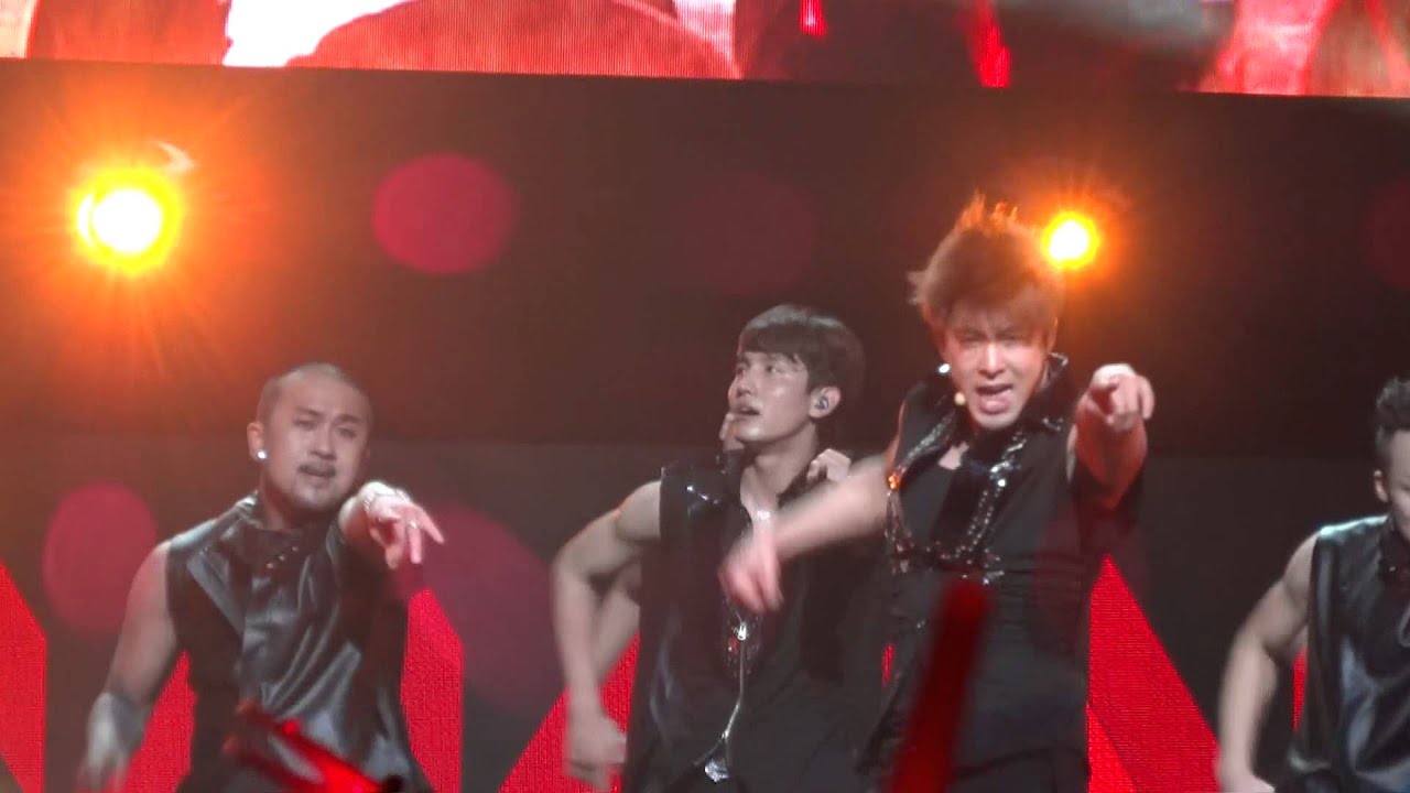 130705 TVXQ - WHY ( Keep Your Head Down) @ Nokia Theatre L.A. LIVE  [TVXQ! CATCH ME WORLD TOUR]