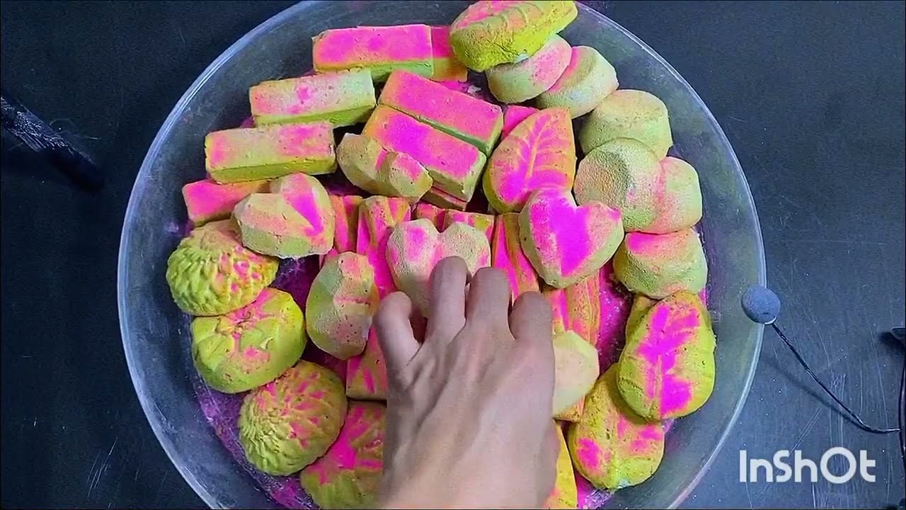 MINI ✨pieces OF CHALK✨ ASMR GYM CRUSH #gym #oddlysatisfying #crunchycrumbles #asmrsounds 