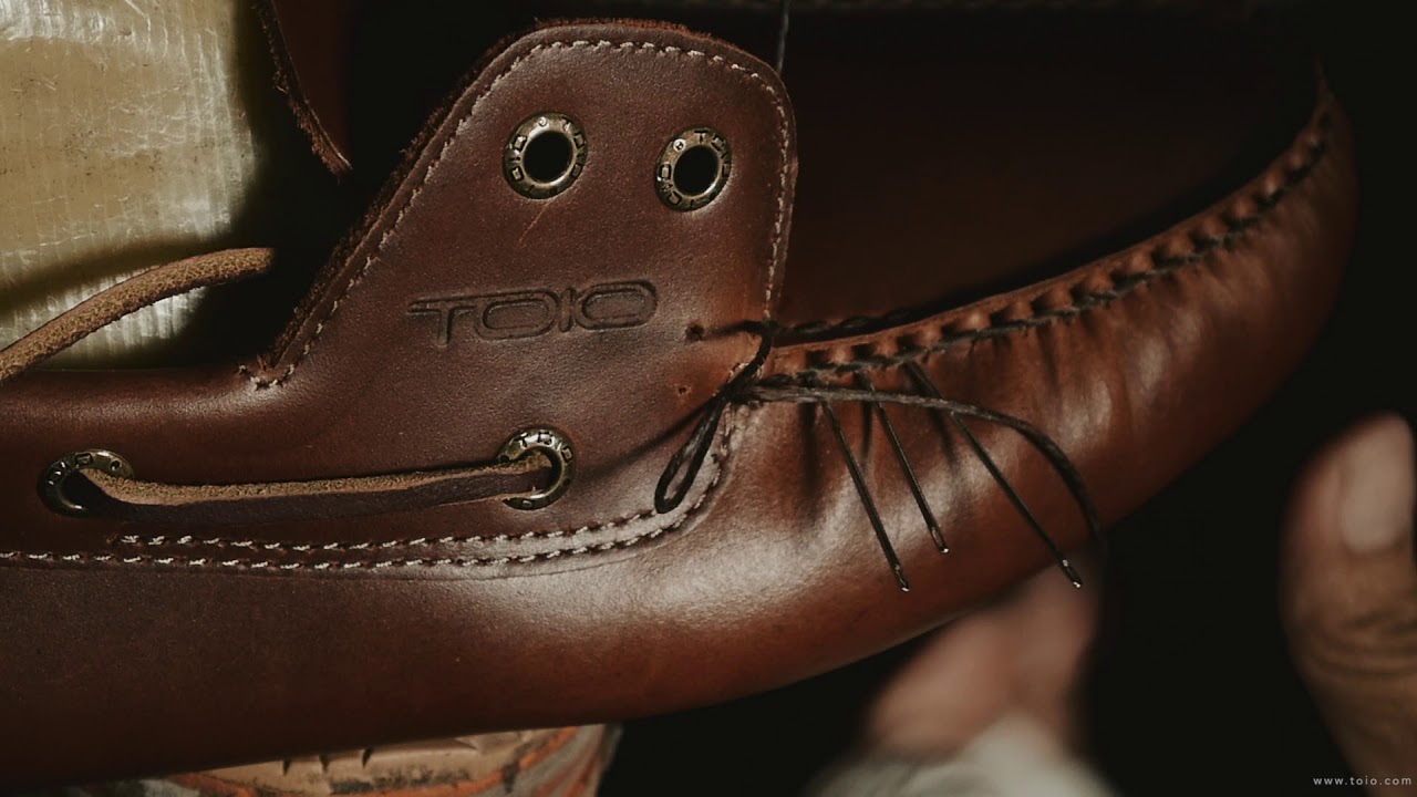 Making of TOIO deck shoes