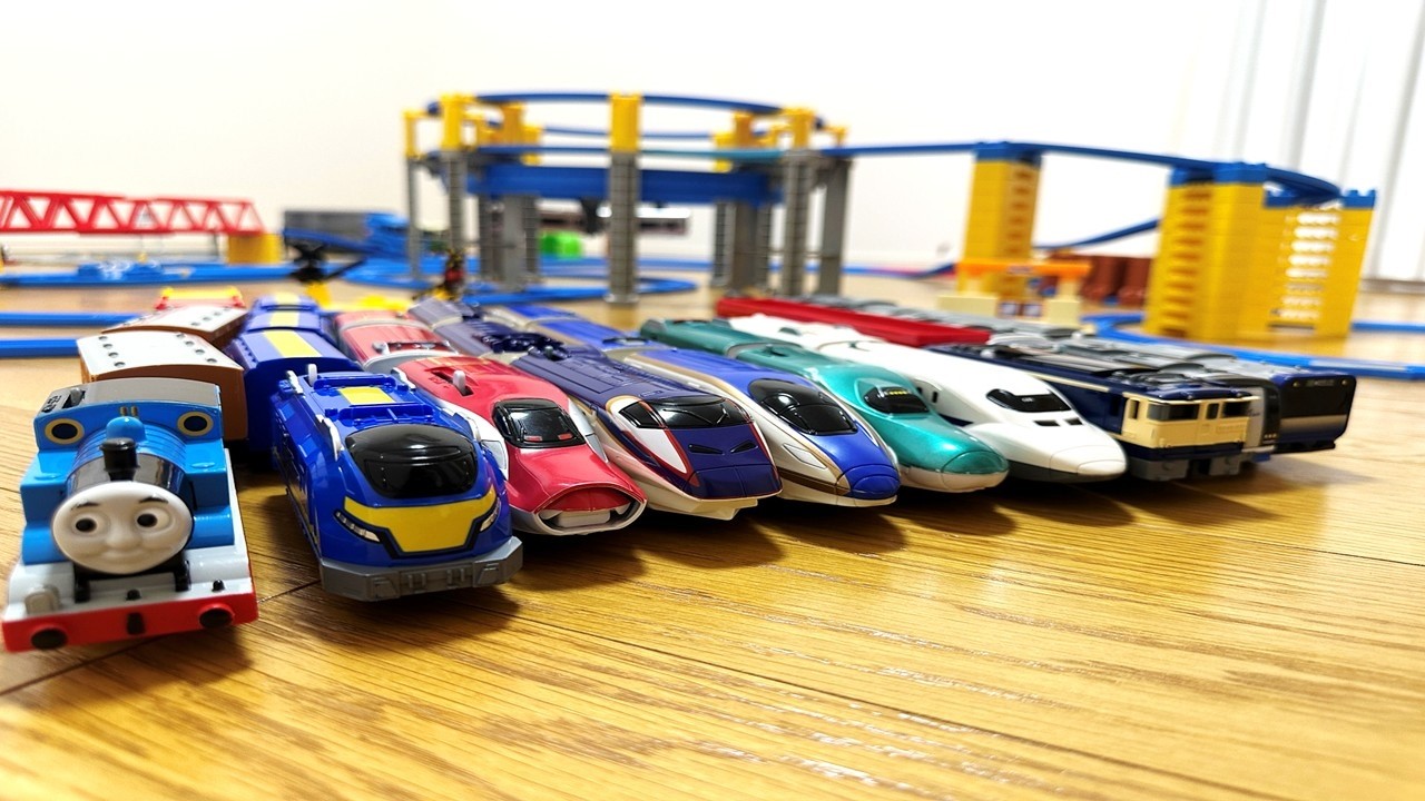 新幹線と電車はプラレール坂を登れるかな