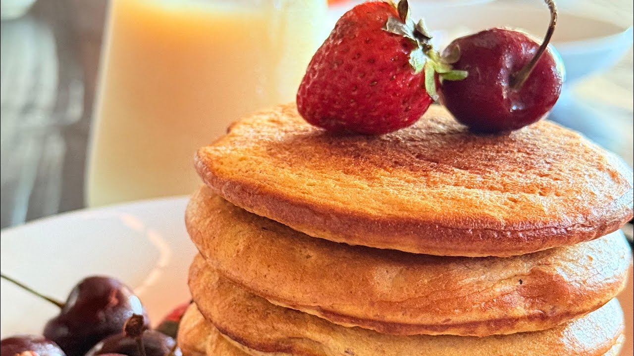 PANCAKES SIN HARINAS NI AZÚCAR! Mega fáciles 🤍