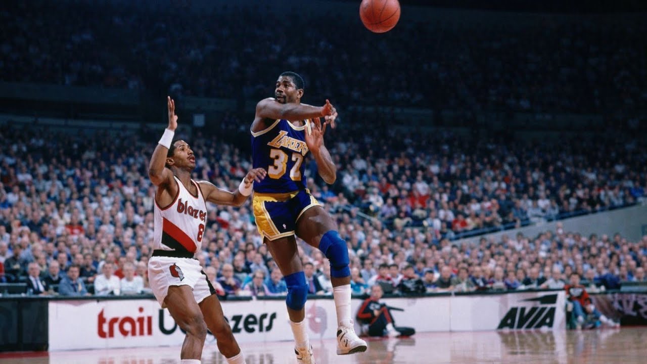 Magic Johnson’s Most UNSTOPPABLE Showtime Plays