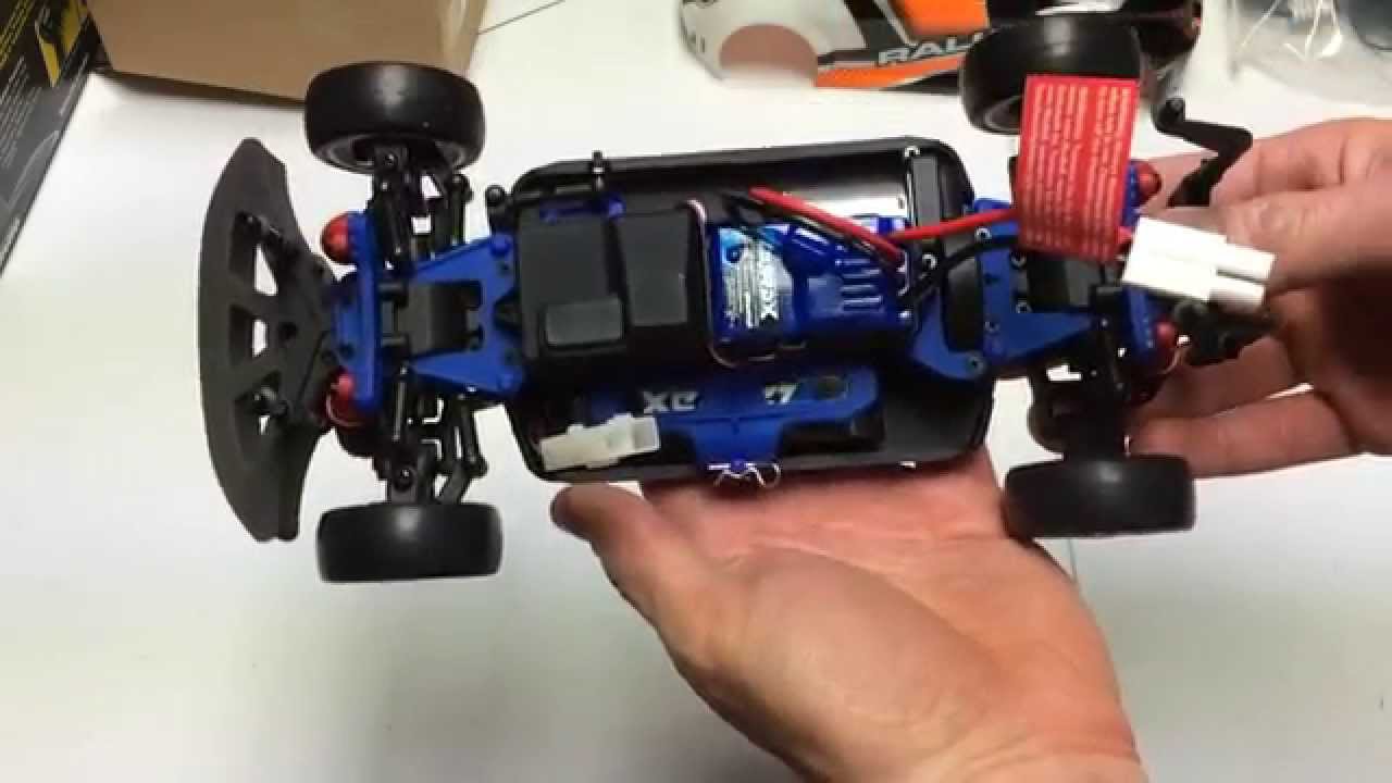 LaTrax Rally 1/18-scale R/C Car Unboxing