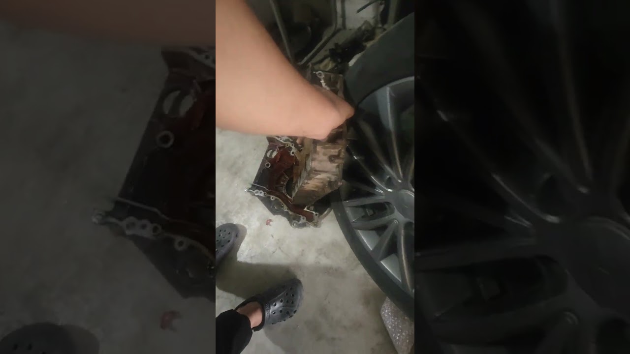 Como quitar el sobre cárter o precarter Jetta Mk6 2011 - 2017, Bora, y motores 2.5 de Volkswagen