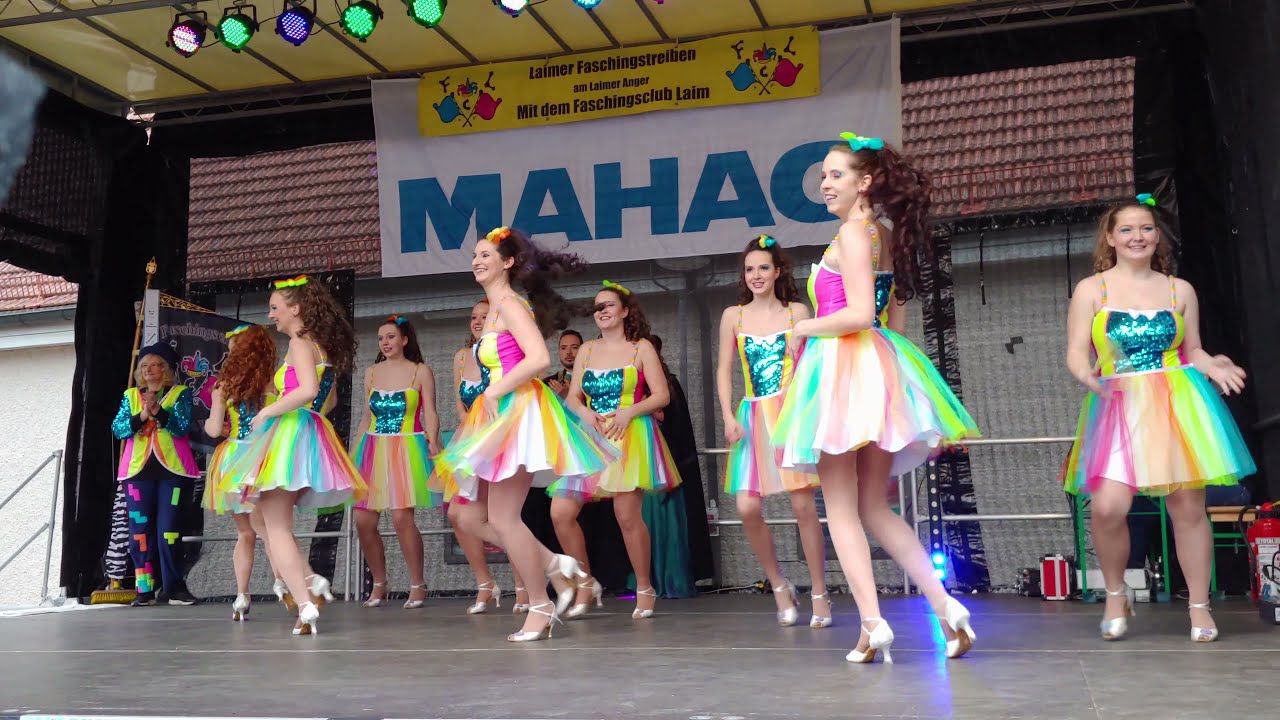 Carnaval dance show