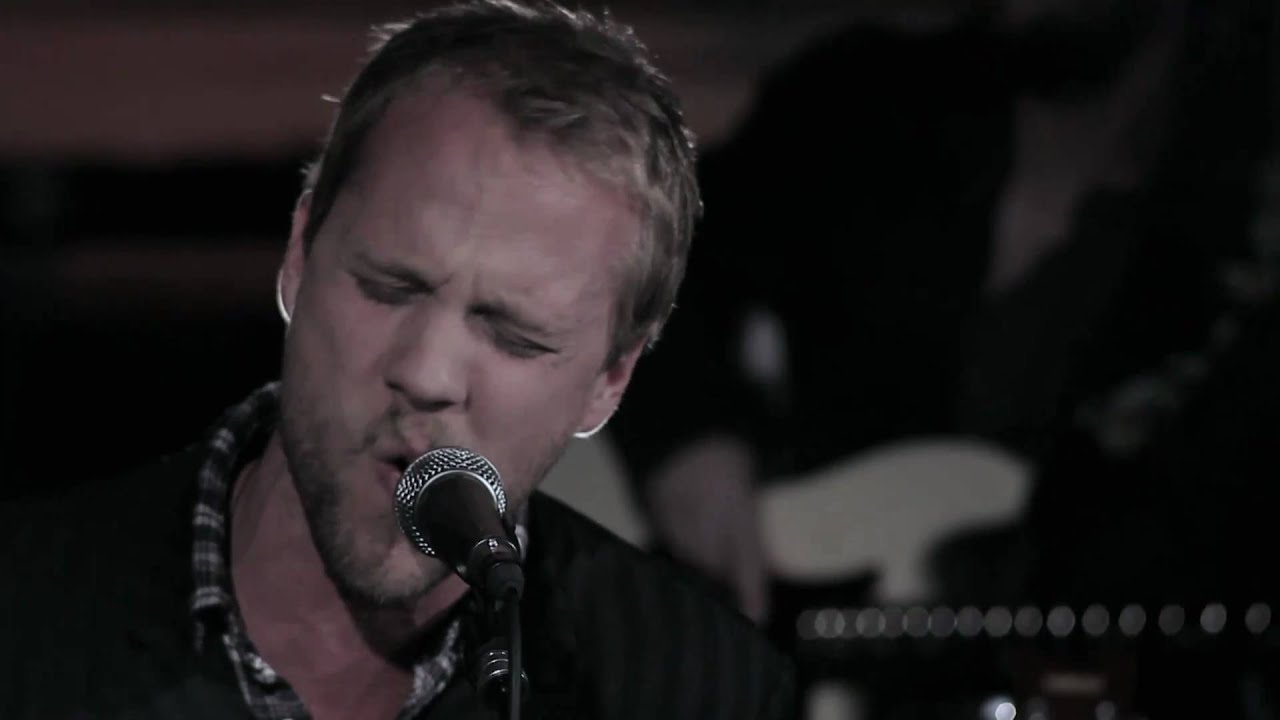 Andrew Ripp - She Don't Lie