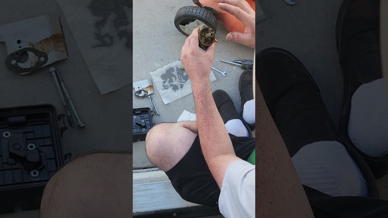 How to clean the carburetor on a lawnmower with a Honda (GCV 160) engine.
