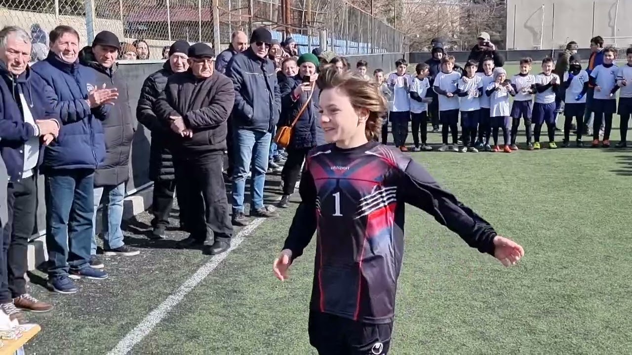 ლაბუჩას თასის გამარჯვებულთა დაჯილდოვება.ნორჩი დინამო 2011 წლიანები