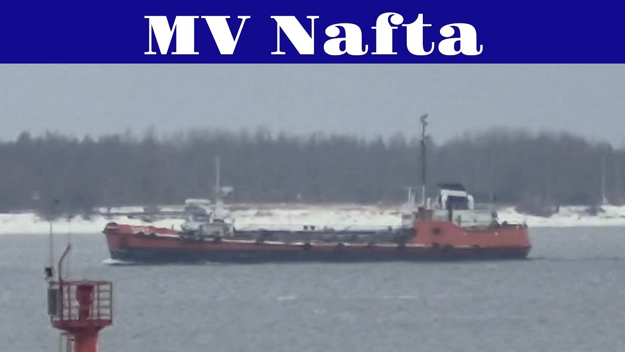 Bunkering tanker MV Nafta arriving to Paljassaare