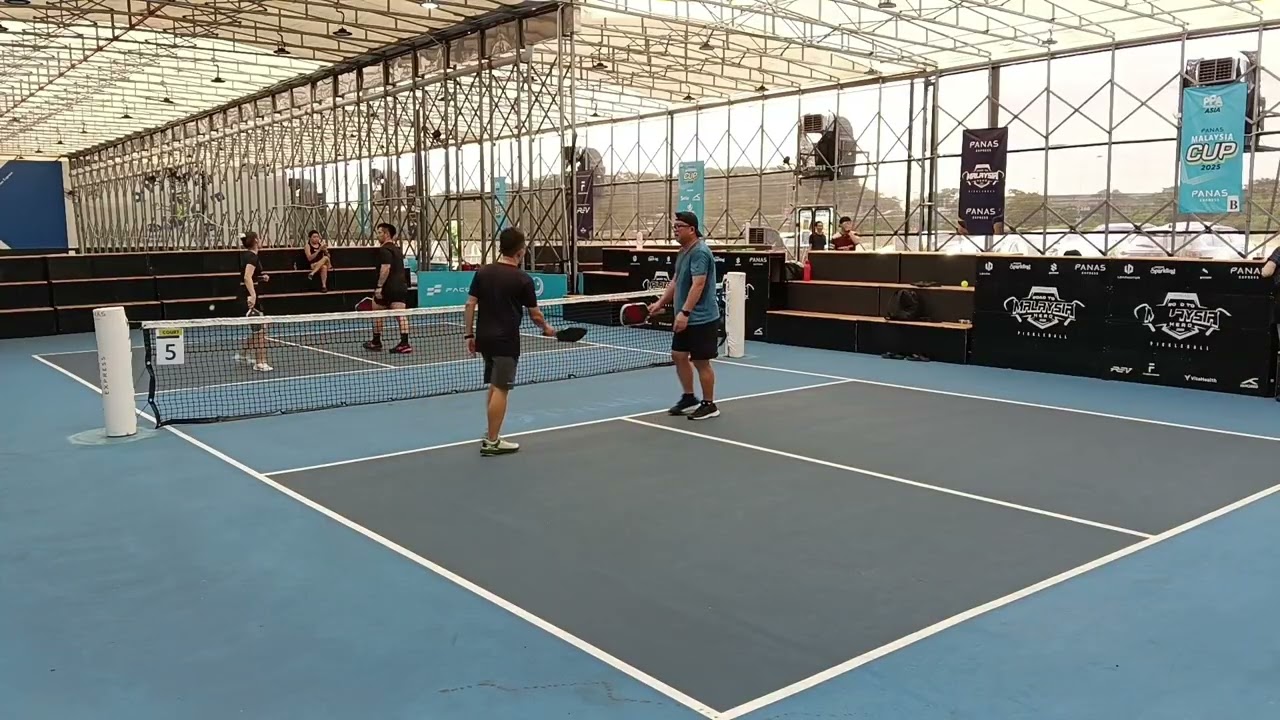 Pre-tourney Fixed Double games 2.75+ J.nifer/Kev vs Barry/Lonald0