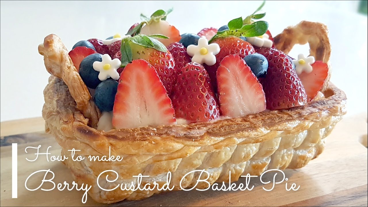 Strawberry Custard Basket Pie Recipe