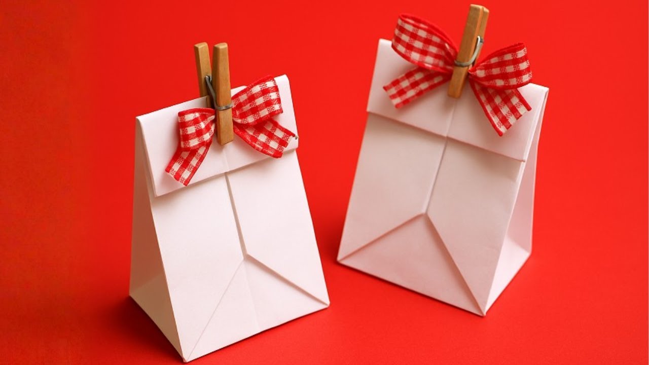 Подарочный пакет-оригами из листа бумаги формата А4 – простая упаковка для подарка своими руками!