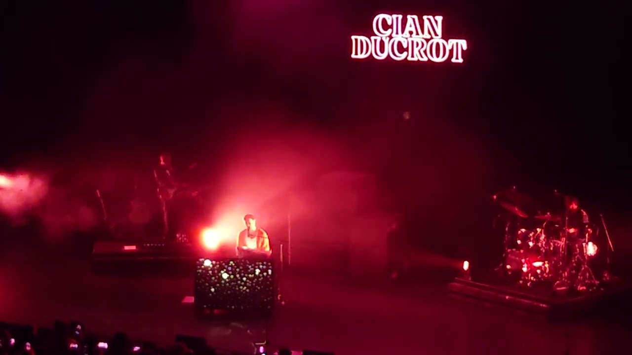 Cian Ducrot - Him - live - Eventim Apollo, London 21 Nov 2023