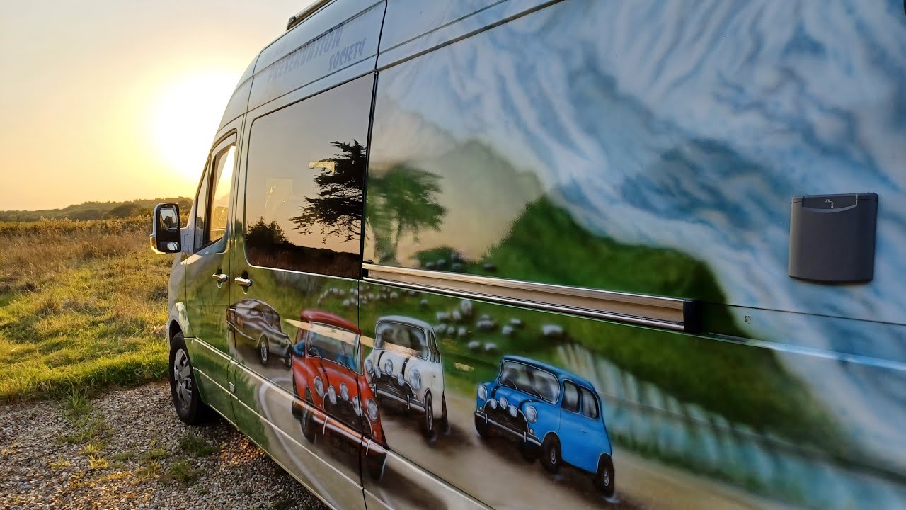 Mercedes Sprinter Conversion to Campervan