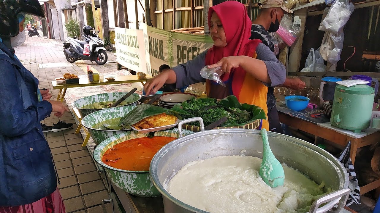 NASI PECEL TUMPANG KIKIL INI DARI KEPALA SAPI