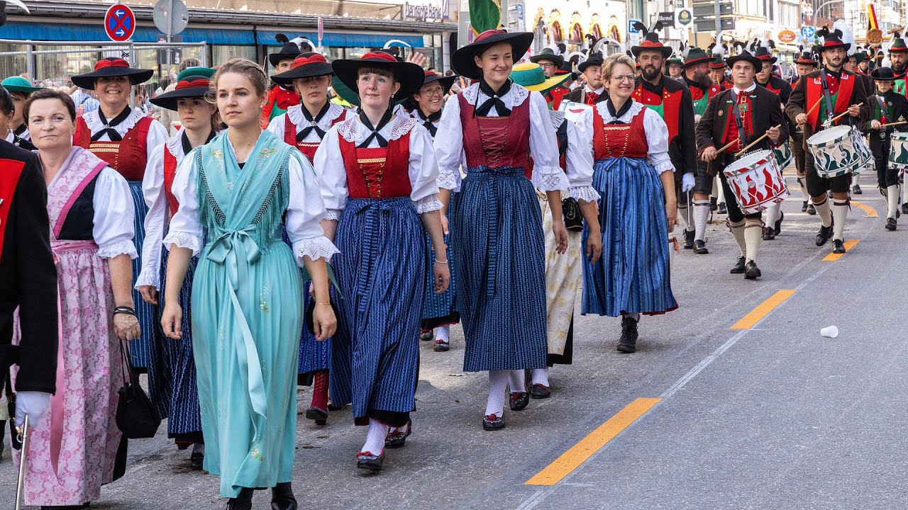 Trachten- und Schützenzug Oktoberfest in München - RAI Südtirol